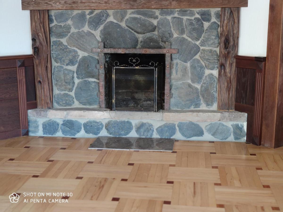 Borjomi Sichi Hotel Екстериор снимка